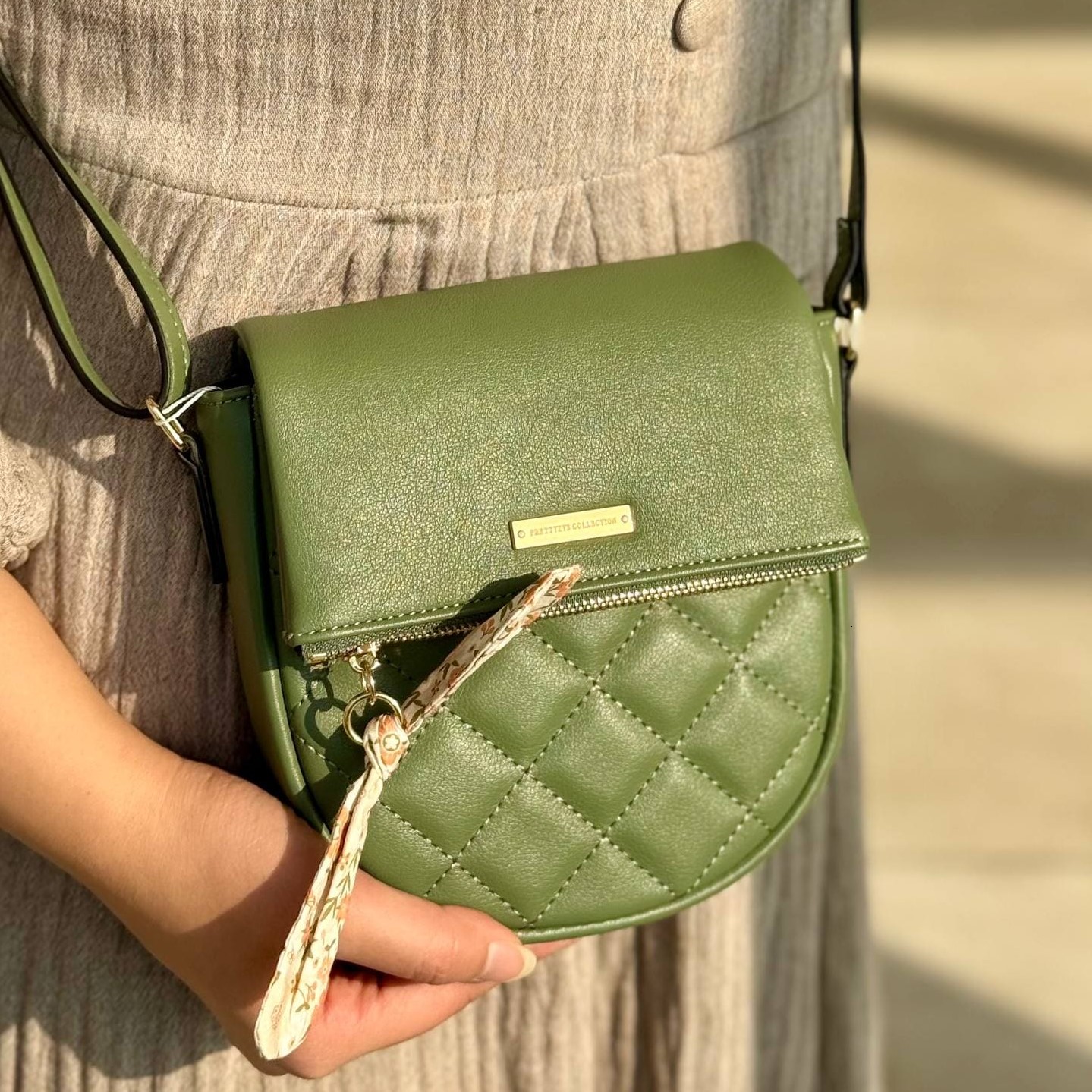 کیف دوشی زنانه پرتیز