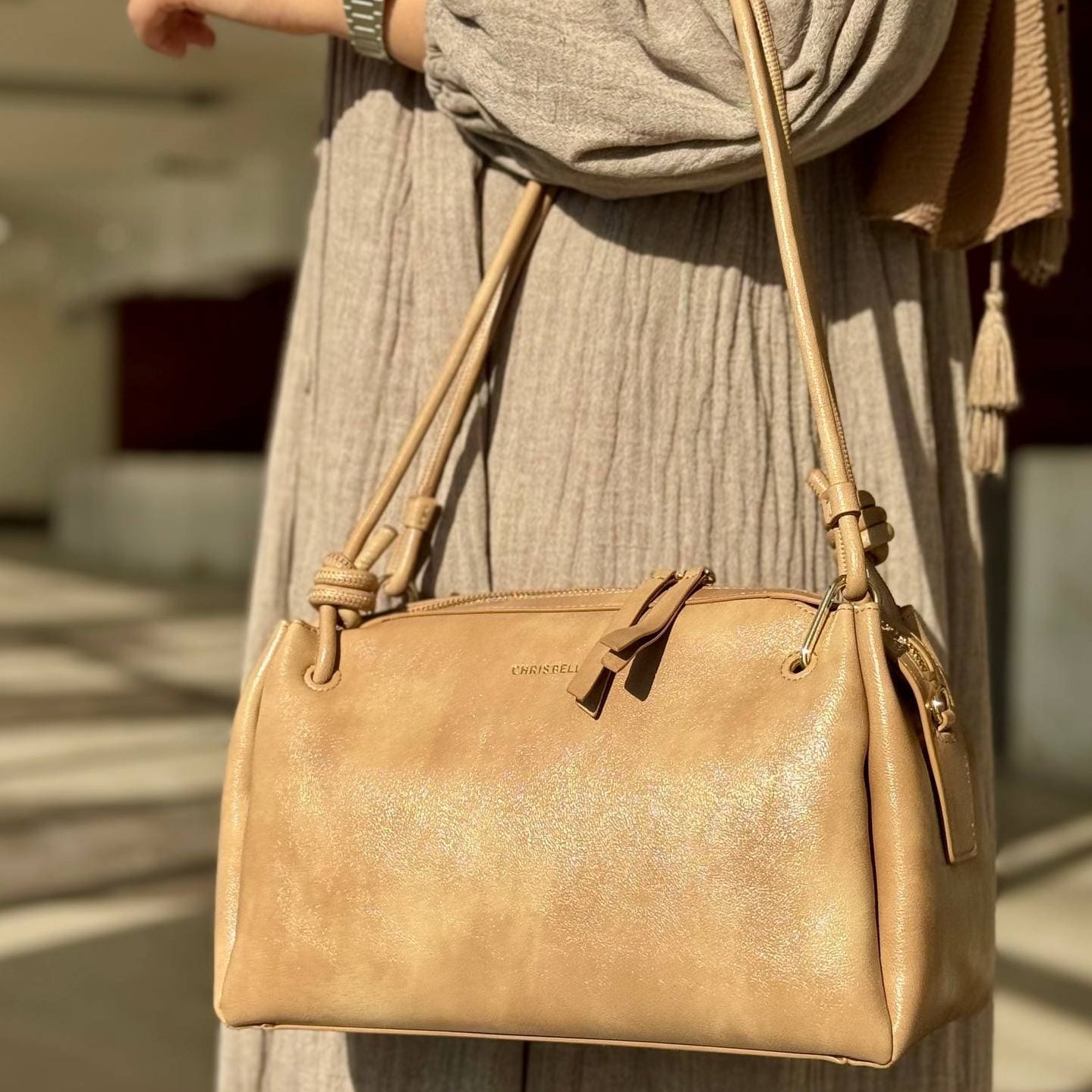 کیف دوشی زنانه برند کریسبلا